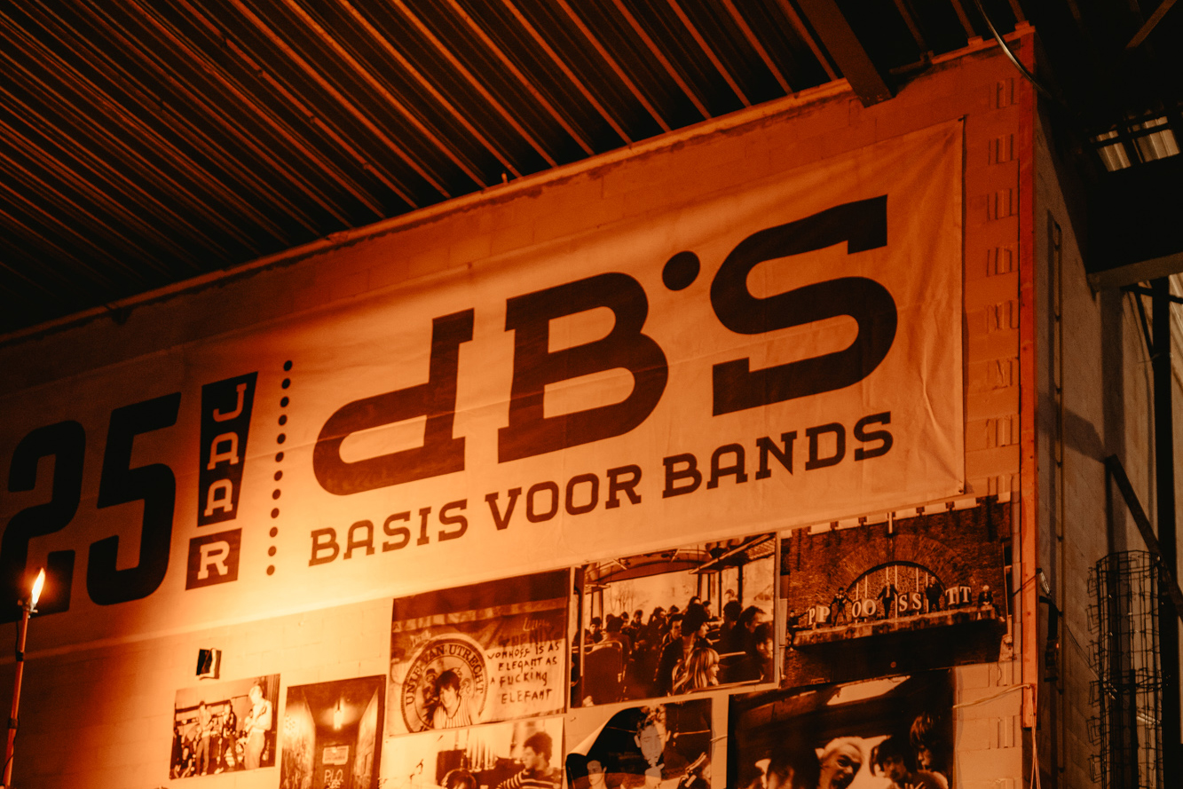 dB's